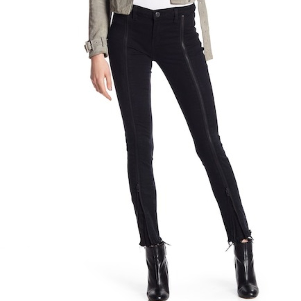Zipper Front Skinny Jeans
